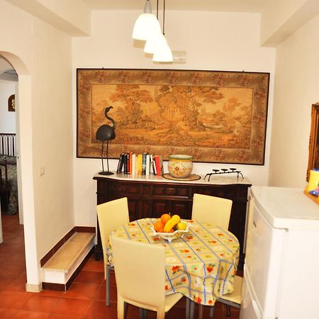 Villa Laura Sea View Apartments Santa Maria di Castellabate Phòng bức ảnh