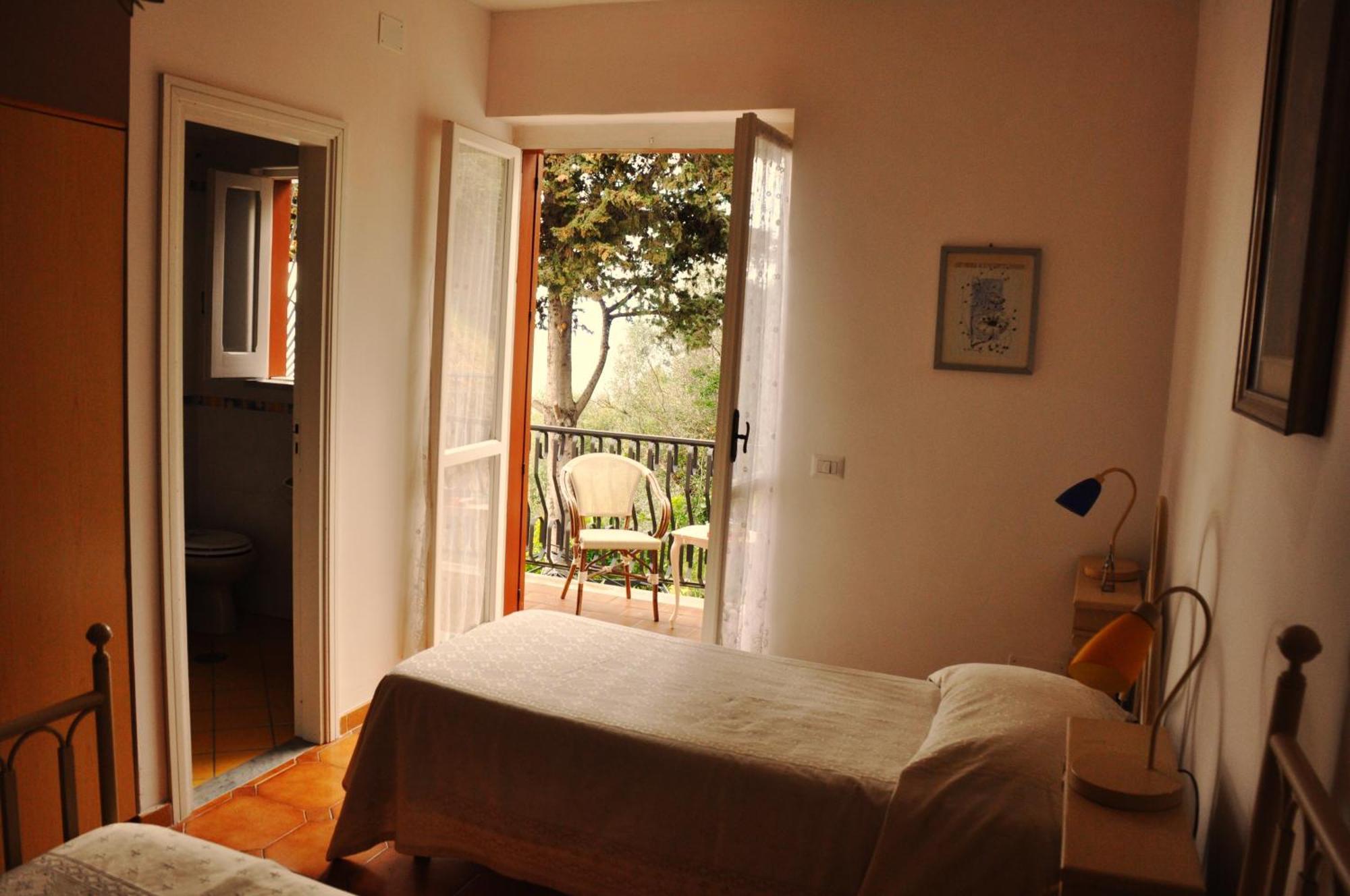 Villa Laura Sea View Apartments Santa Maria di Castellabate Phòng bức ảnh