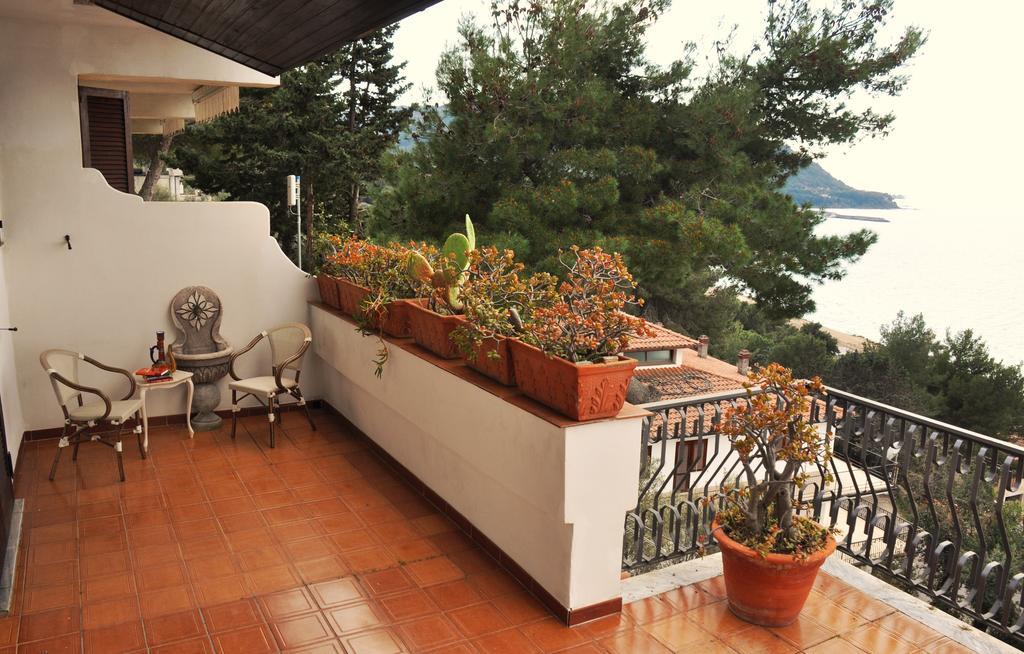 Villa Laura Sea View Apartments Santa Maria di Castellabate Ngoại thất bức ảnh